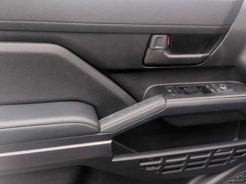 Certified 2025 Toyota 4Runner SR5 image 14