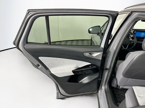 Used 2023 Volkswagen ID.4 Pro RWD image 24