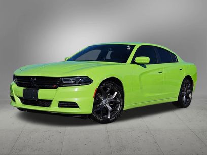Used 2019 Dodge Charger SXT w/ Plus Group