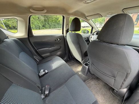 Used 2016 Nissan Versa Note SV FWD image 12