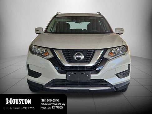 Used 2019 Nissan Rogue SV FWD image 9