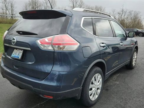 Used 2016 Nissan Rogue S w/ Appearance Package image 2