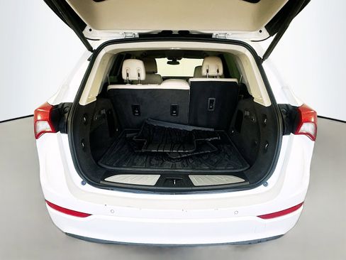 Used 2020 Buick Envision Essence FWD image 26