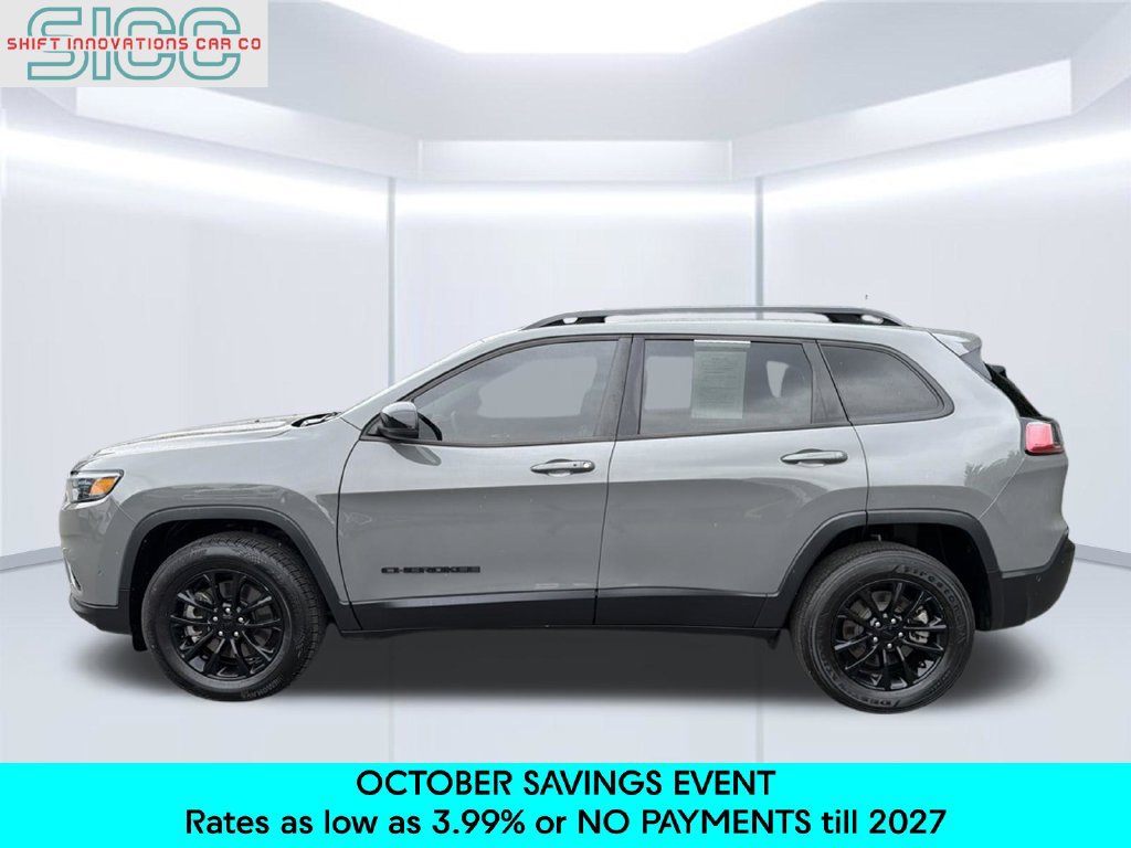 Used 2023 Jeep Cherokee Altitude Lux AWD/4WD image 3