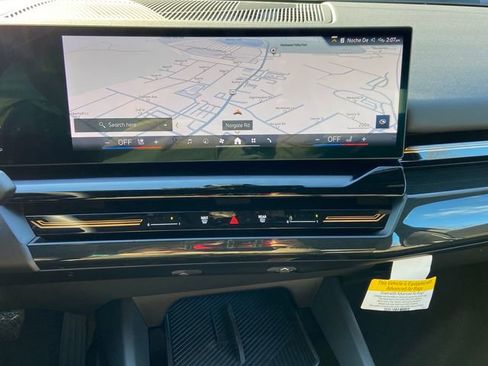 Used 2025 BMW 530i xDrive image 18