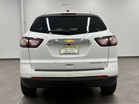 Used 2016 Chevrolet Traverse LT image 3