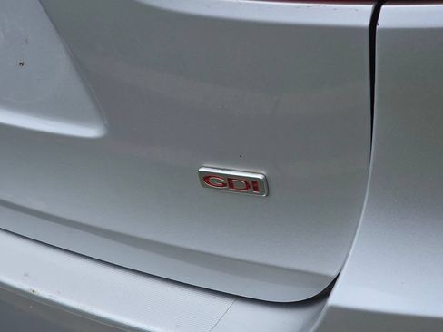 Used 2019 Kia Sorento FWD image 9