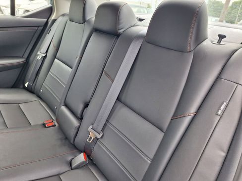 Used 2025 Nissan Sentra SR w/ SR Premium Package FWD image 25