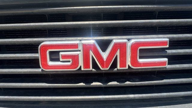 Used 2006 GMC Savana 2500 Passenger RWD image 3