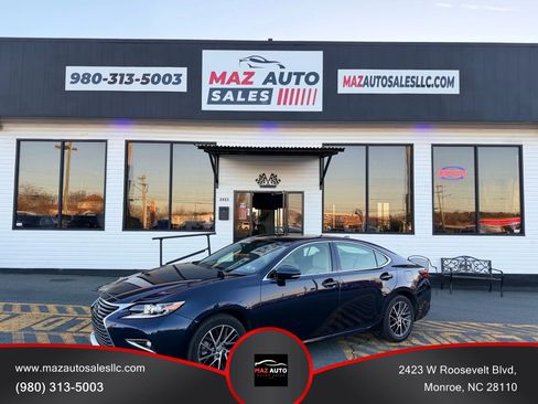 Used 2016 Lexus ES 350 w/ Navigation System Package FWD image 1
