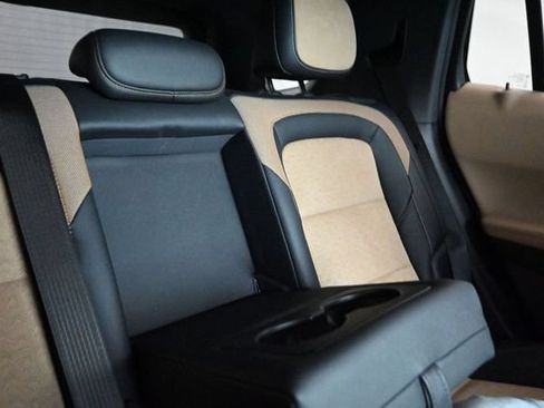 Used 2025 Chevrolet Equinox ACTIV w/ Safety and Technology Package FWD image 15