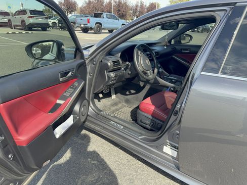 Used 2019 Lexus IS 350 AWD image 40