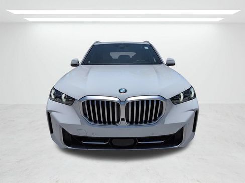 New 2026 BMW X5 xDrive40i w/ Premium Package AWD/4WD image 9