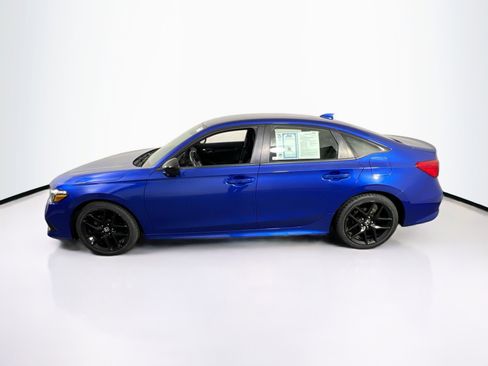 Used 2023 Honda Civic Sport image 8