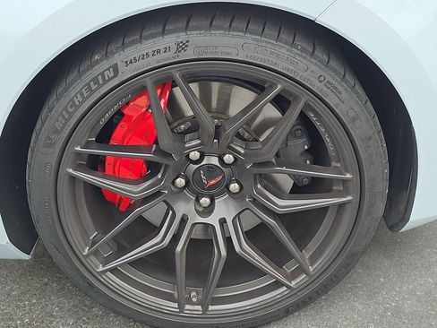Used 2023 Chevrolet Corvette Z06 RWD image 29