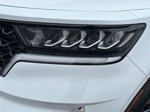 Used 2022 Kia Sorento S FWD image 26