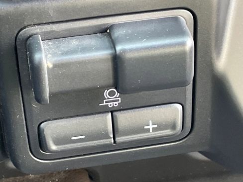 Used 2020 GMC Sierra 1500 SLT w/ SLT Premium Plus Package image 43