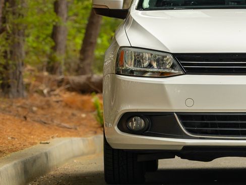 Used 2014 Volkswagen Jetta SEL image 37