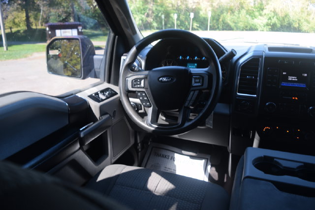 Used 2016 Ford F150 XLT AWD/4WD image 23