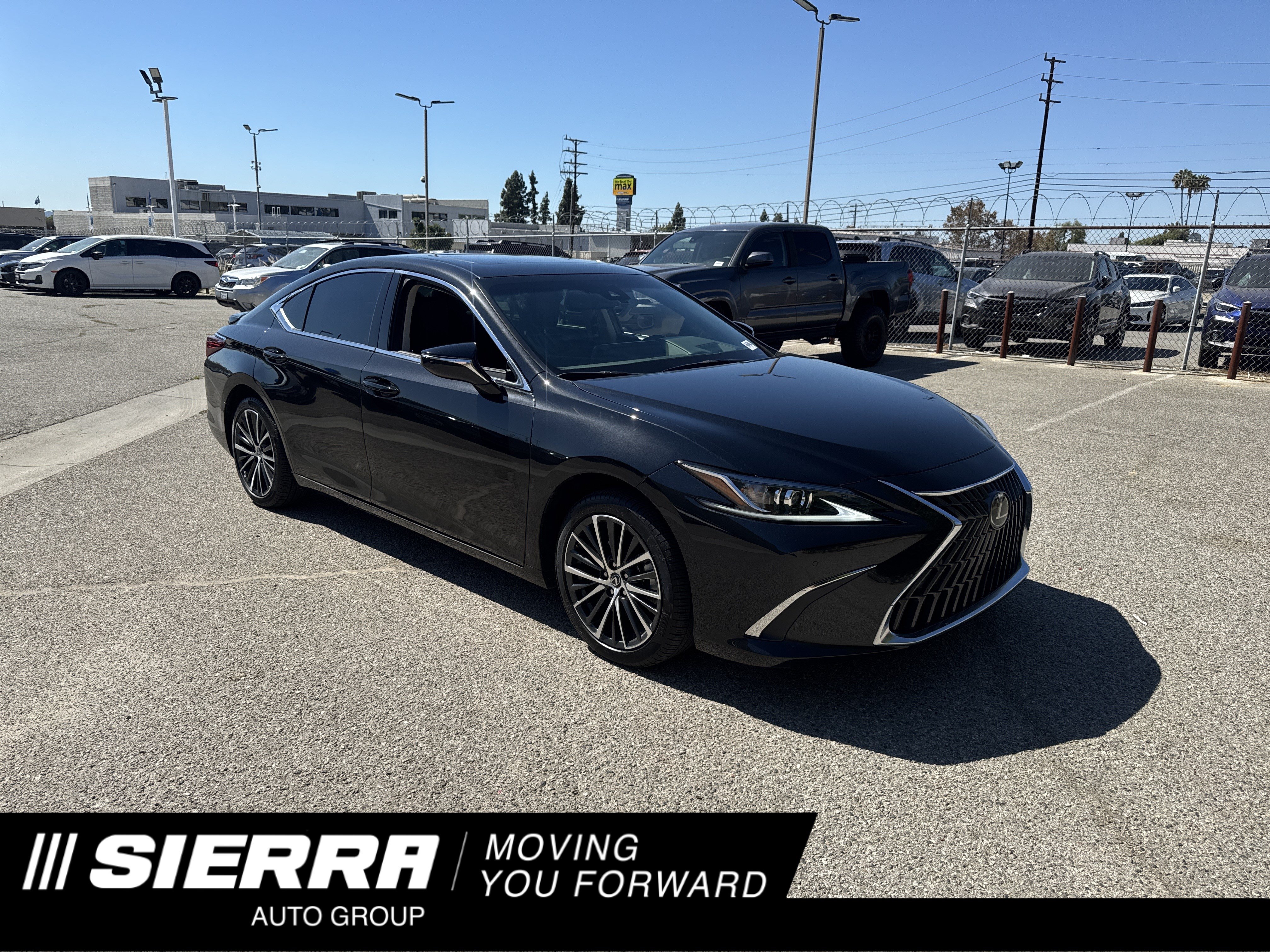 Used 2024 Lexus ES 300h w/ Premium Package FWD image 1