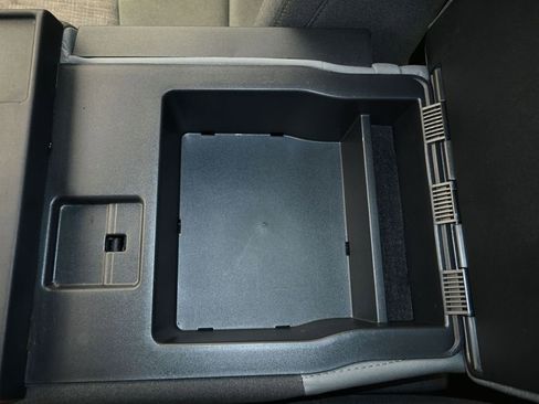 Used 2025 Ford F250 XLT AWD/4WD image 18