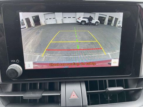 Used 2025 Toyota RAV4 XLE image 39