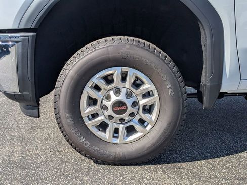 New 2026 GMC Sierra 2500 Pro image 17