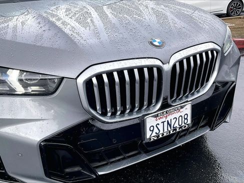 Used 2025 BMW X5 xDrive40i w/ M Sport Package image 33