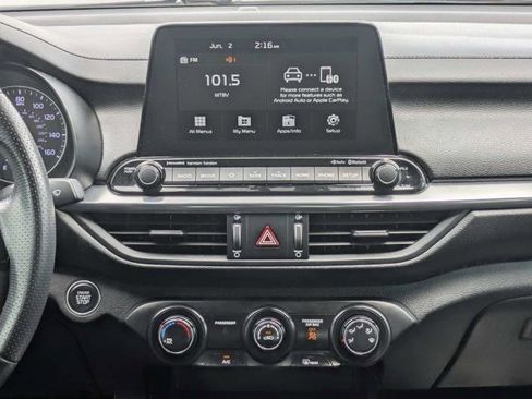 Used 2021 Kia Forte GT-Line w/ GT-Line Premium Package FWD image 16