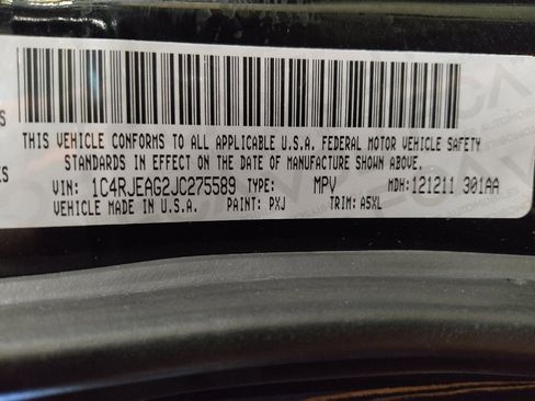 Used 2018 Jeep Grand Cherokee Laredo image 33