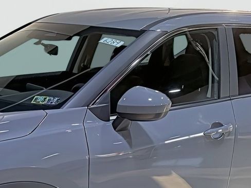 Used 2026 Nissan Rogue SV image 8