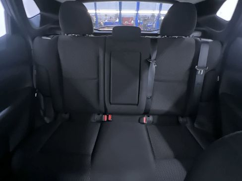 Used 2022 Nissan Rogue Sport S image 36