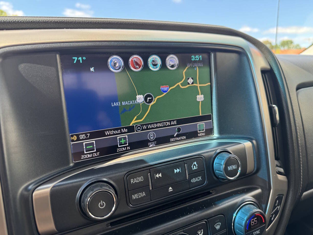 Used 2019 GMC Sierra 3500 Denali w/ Duramax Plus Package AWD/4WD image 12