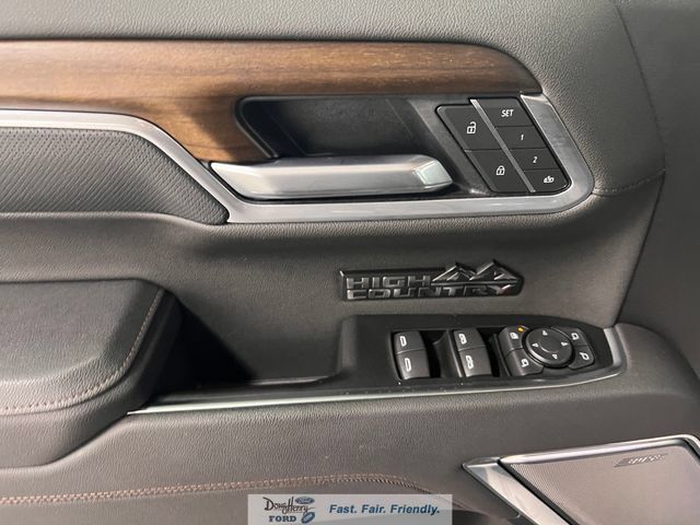Used 2026 Chevrolet Silverado 1500 High Country w/ High Country Premium Package AWD/4WD image 23