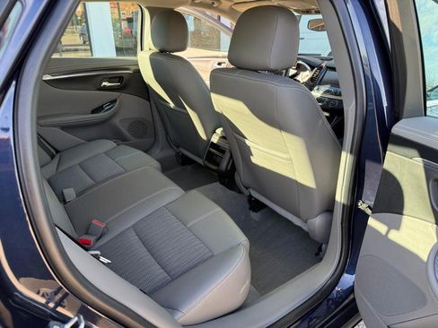 Used 2018 Chevrolet Impala LS image 14
