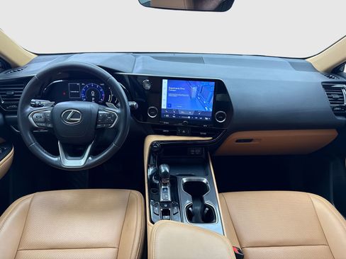 Used 2024 Lexus NX 250 FWD w/ Towing Package (2000 Lbs) image 20