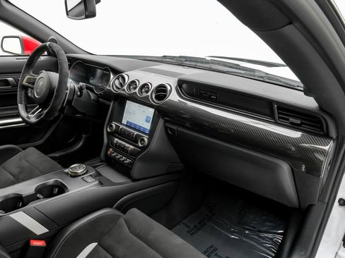 Used 2022 Ford Mustang Shelby GT500 w/ Carbon Fiber Track Pack image 11