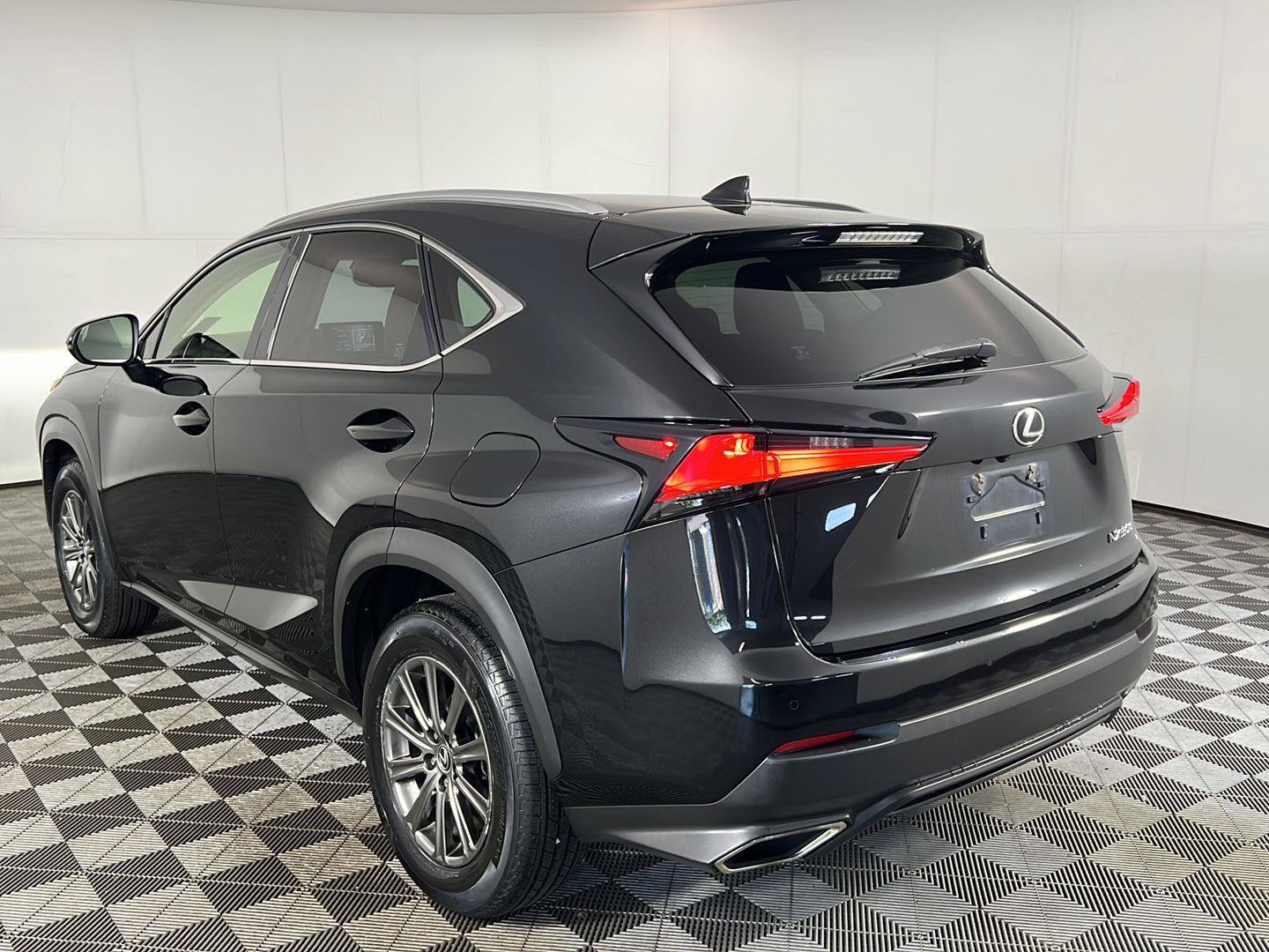 Used 2019 Lexus NX 300 AWD w/ Comfort Package image 9