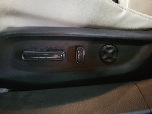 Used 2018 Honda Accord EX-L image 19