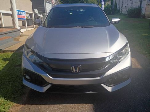 Used 2019 Honda Civic EX image 3