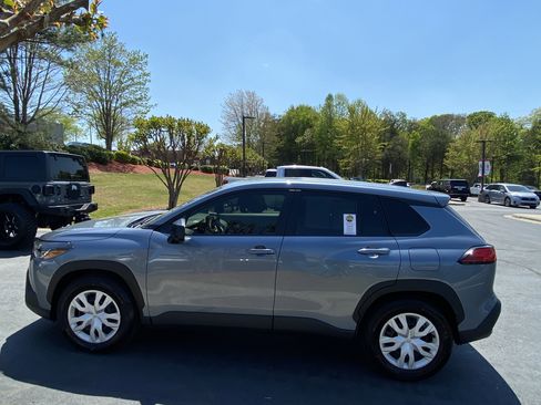 Certified 2024 Toyota Corolla Cross L image 7