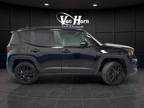 Used 2023 Jeep Renegade Altitude AWD/4WD image 8