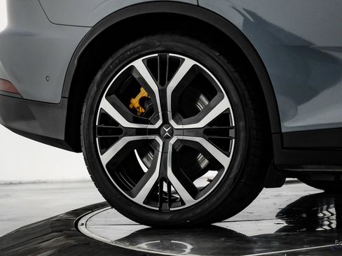 Used 2021 Polestar Polestar 2 w/ Performance Package image 76