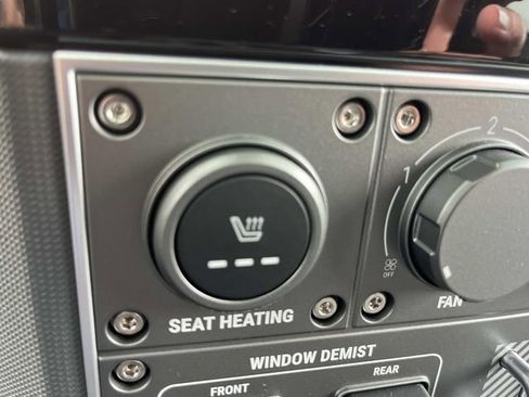 Used 2025 INEOS Grenadier AWD/4WD image 39