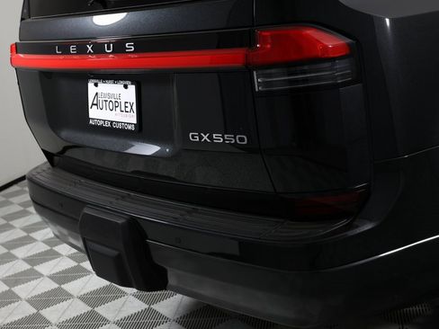 Used 2025 Lexus GX 550 w/ Accessory Package (Z1) image 55