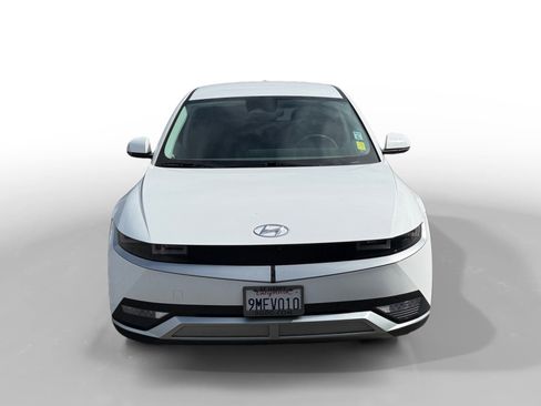 Certified 2024 Hyundai Ioniq 5 SEL RWD image 8