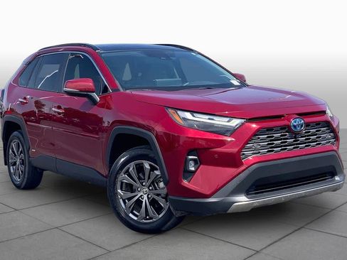 Used 2024 Toyota RAV4 Limited w/ Advanced Technology Package AWD/4WD image 3