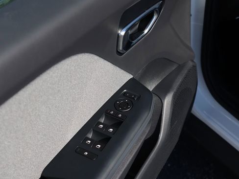 New 2025 Kia K4 EX FWD image 17