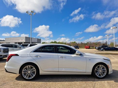 Used 2021 Cadillac CT4 Premium Luxury w/ Climate Package image 4