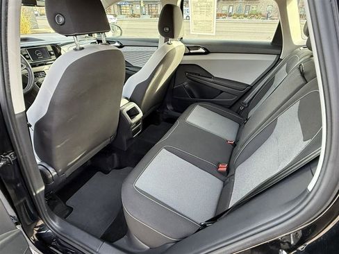Used 2024 Volkswagen Taos S AWD/4WD image 19
